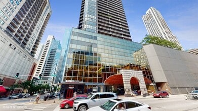 Building Photo - 10 E Ontario St