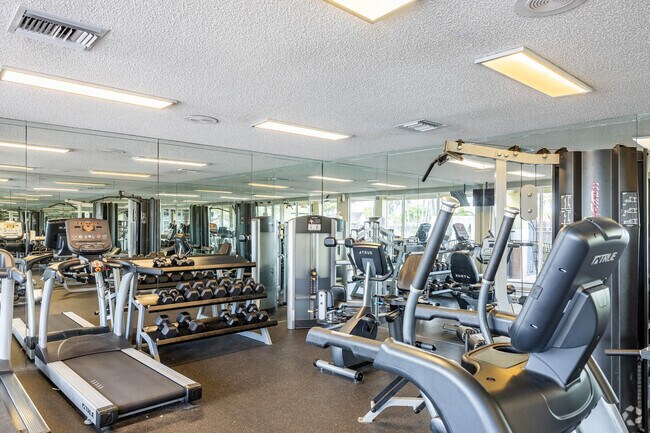 Interior Photo - Lakeridge at the Moors