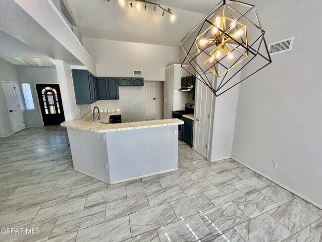 Foto del edificio - 1721 Jenny Laurie Ct