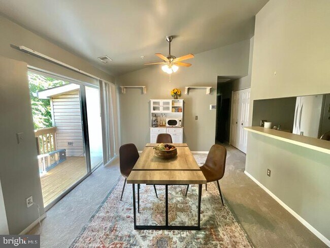 Foto del edificio - 304 Juneberry Way