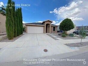 Building Photo - 4909 Silver Ranch Ave