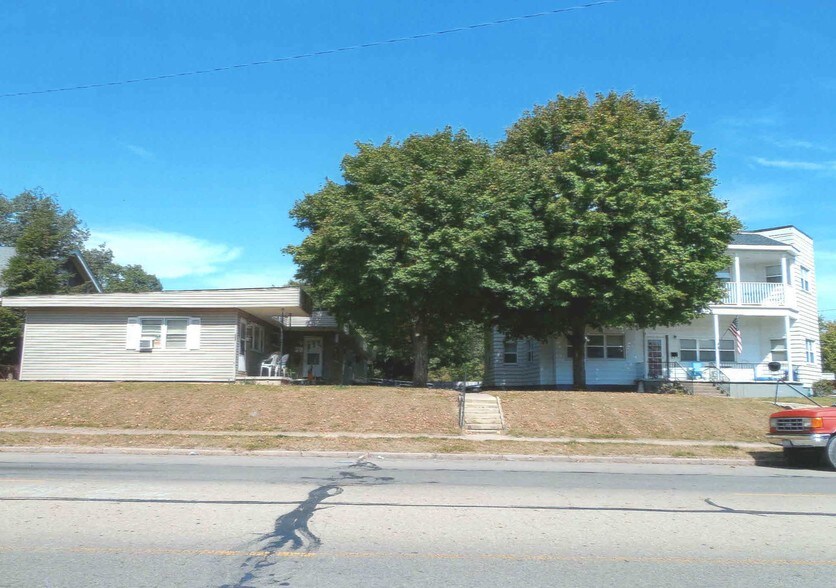 458 E Main St Circleville, OH 43113 Rentals Circleville, OH