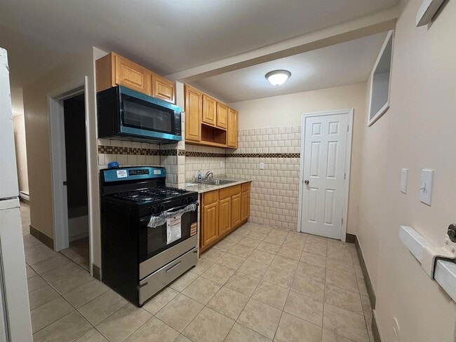 Photo - 83 Wilkinson Ave Townhome