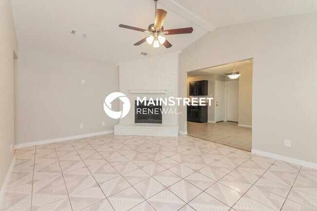 Foto del edificio - 3 Bedroom Pet-Friendly Home in IRVING, TX ...