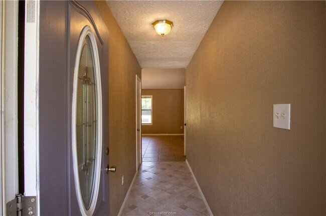 Foto del edificio - 3030 Westwood Main Dr