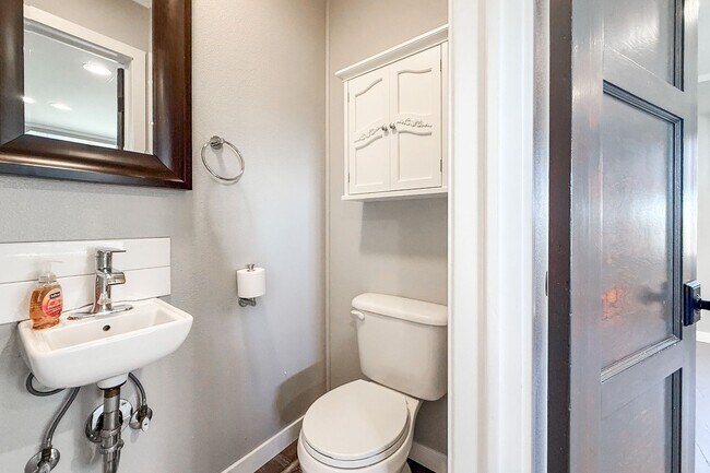 Foto del edificio - Remodeled 3-Bedrom Richland Alphabet Home ...