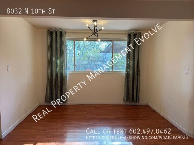 Foto del edificio - 8032 N 10th St