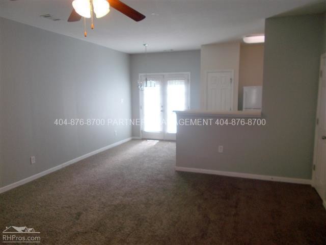 Building Photo - 205 Creel Way