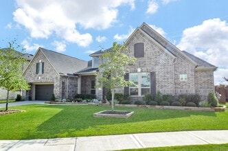Building Photo - 5910 Oakland Fld Trl