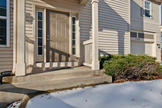 Building Photo - 778 Oak Hollow Rd