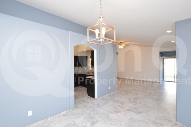 Foto del edificio - 3910 E Wyatt Way