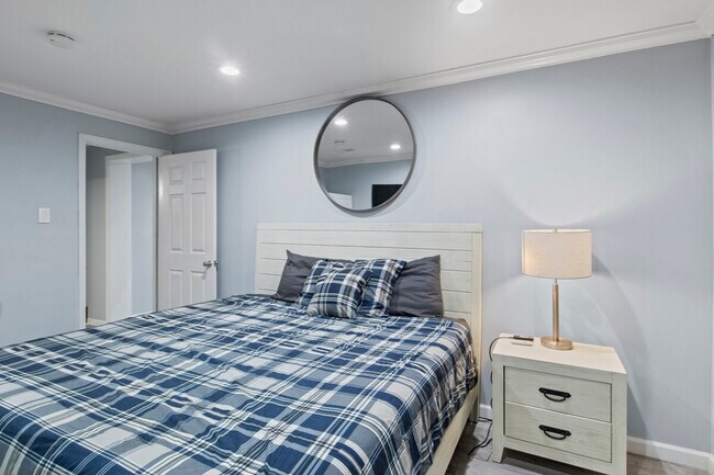 Foto del edificio - 229 S Peters Rd