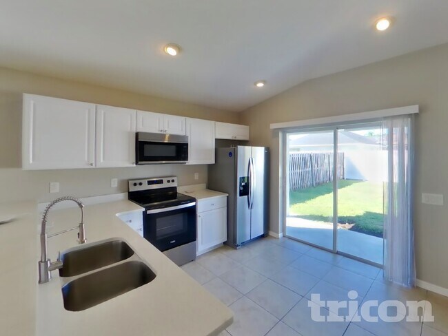 Foto del edificio - 25921 Terrawood Loop