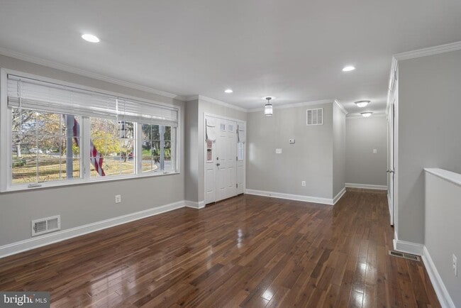 Foto del edificio - 1516 Cedarwood Dr