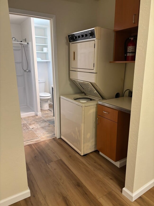 Building Photo - Large Renovated Studio on Large Lot