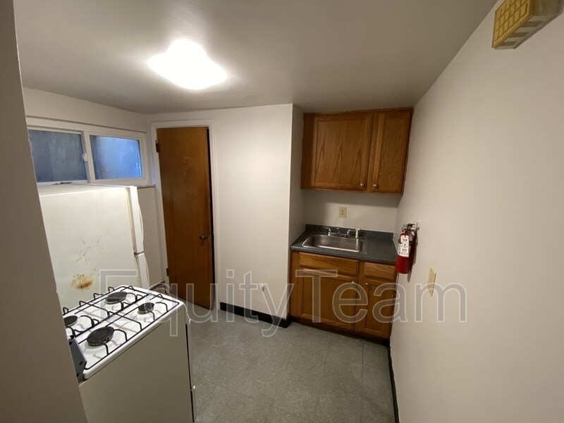 Building Photo - 4126 Sibley Ave