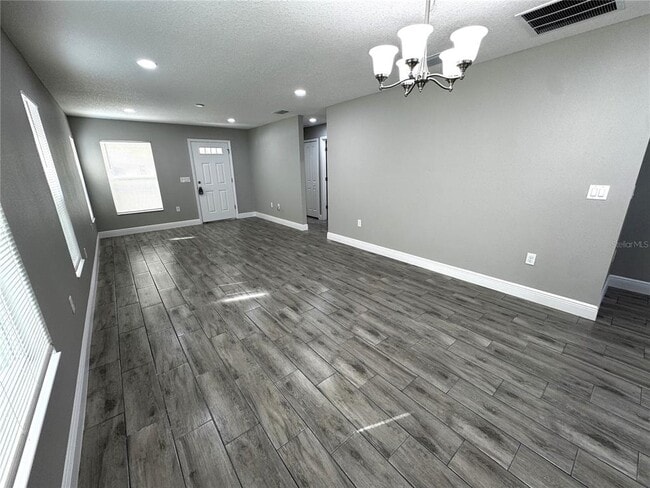 Building Photo - 5 Olive Pl