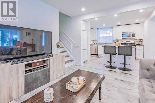 Building Photo - 133 Orchard Heights Blvd