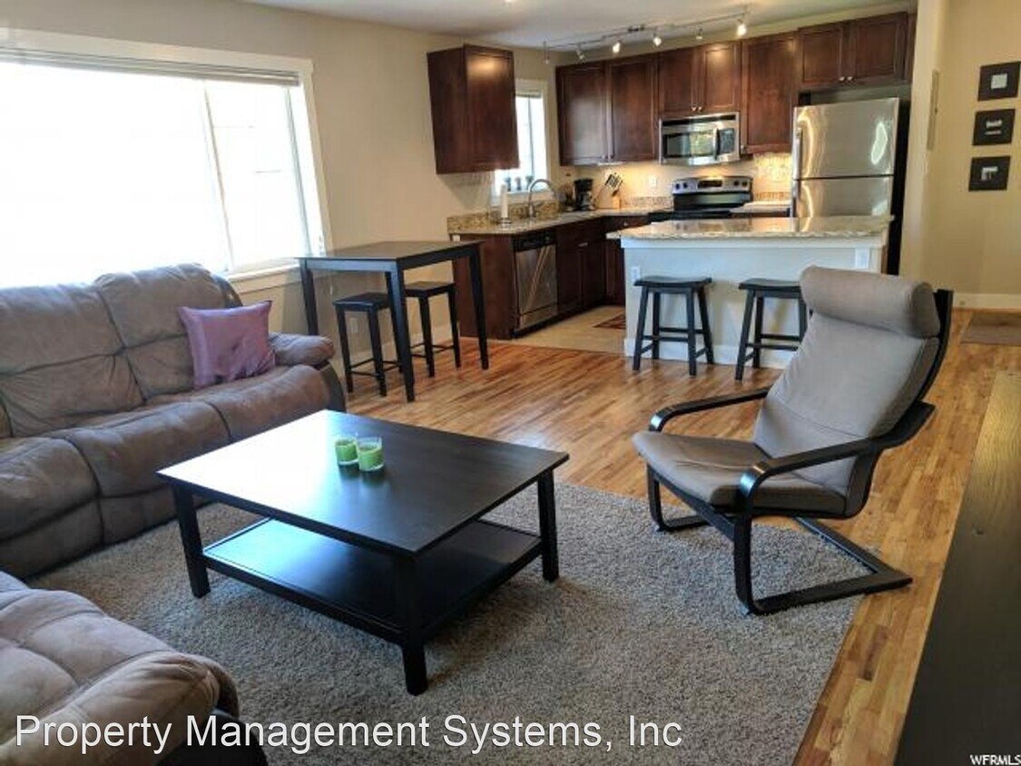 Primary Photo - 1 br, 1 bath House - 310 S 800 E #13