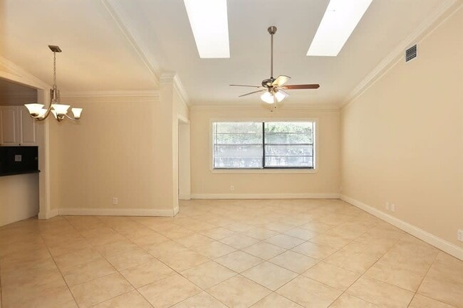 Building Photo - 8040 NW 72nd St