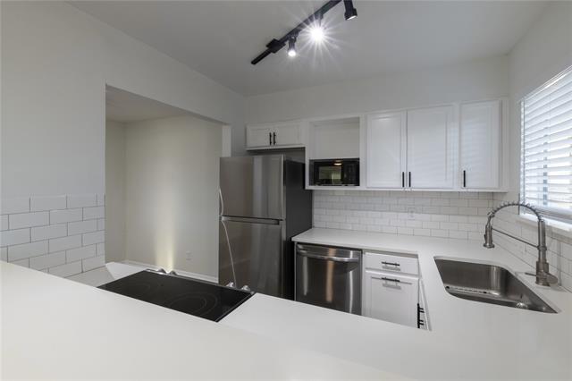 Foto del edificio - 5921 Gaston Ave