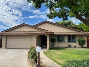 Building Photo - 1385 Fair Oaks Ct