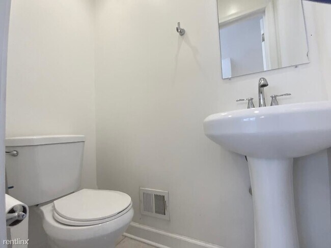 Foto del edificio - 1322 Talbert Terrace SE