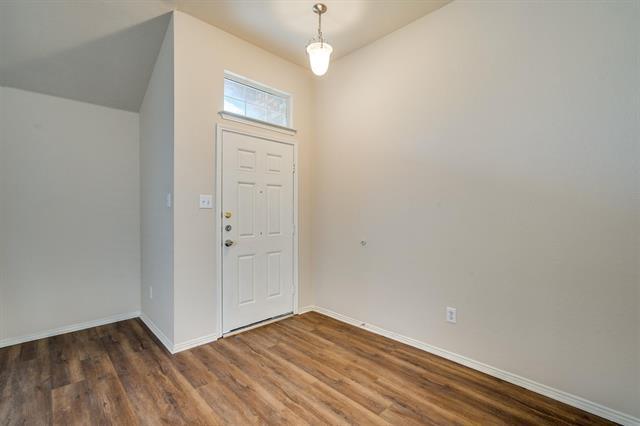 Foto del edificio - 5137 Bayridge Ct