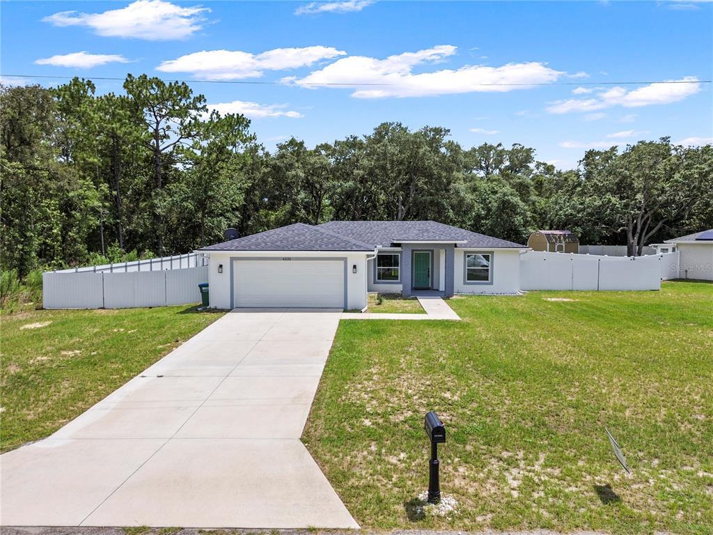 Foto principal - 6232 SW 148th St