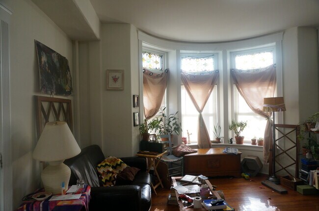 Foto del edificio - 75 Brighton Ave