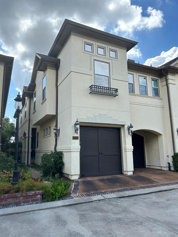 Building Photo - 6226 Elm Heights Ln