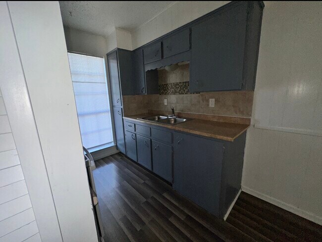 Foto del edificio - Eastgate Village Apartments