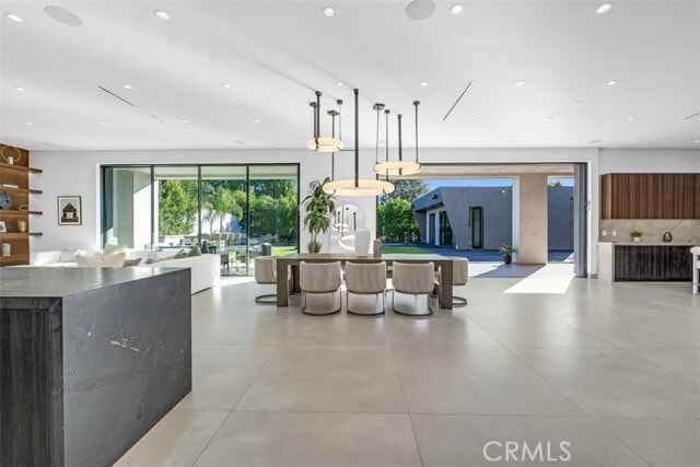 Foto del edificio - 13016 Chandler Blvd