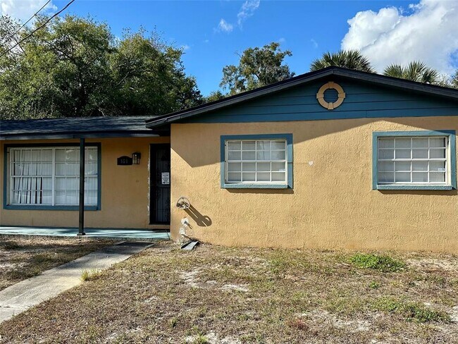 Foto del edificio - 820 Martin L King Jr Ave