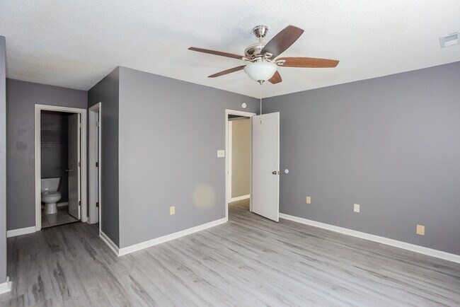 Foto del edificio - Beautiful 3 Bedroom in Charlotte!