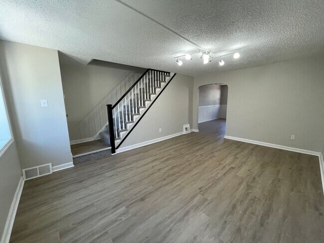 Foto del edificio - Beautiful 3 Bedroom 1 Bath in Glenolden