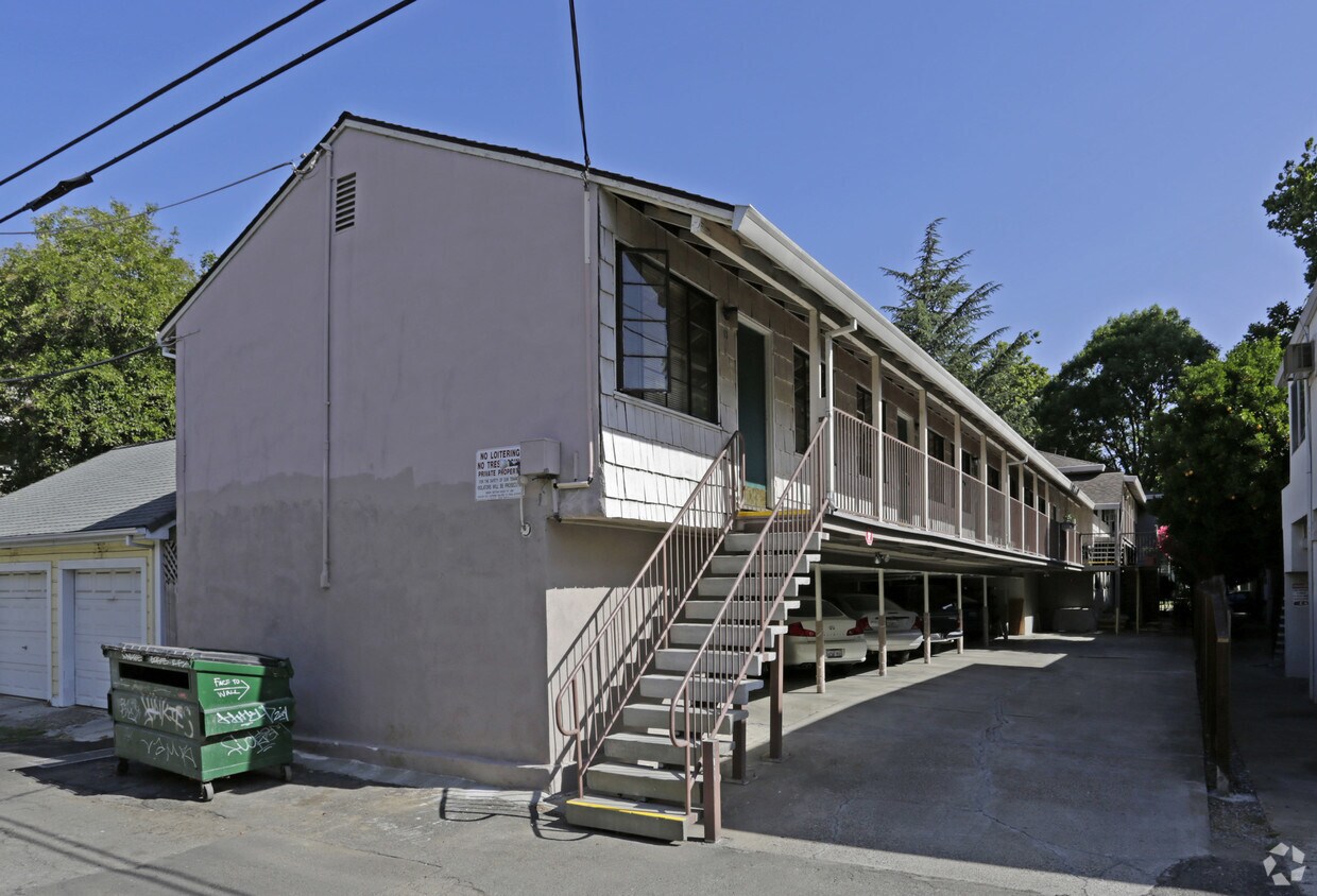 Building Photo - 2512 O St