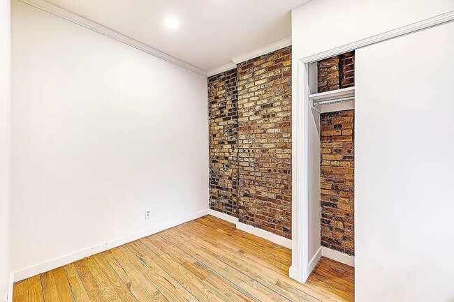 Foto del edificio - 161 Ludlow Street