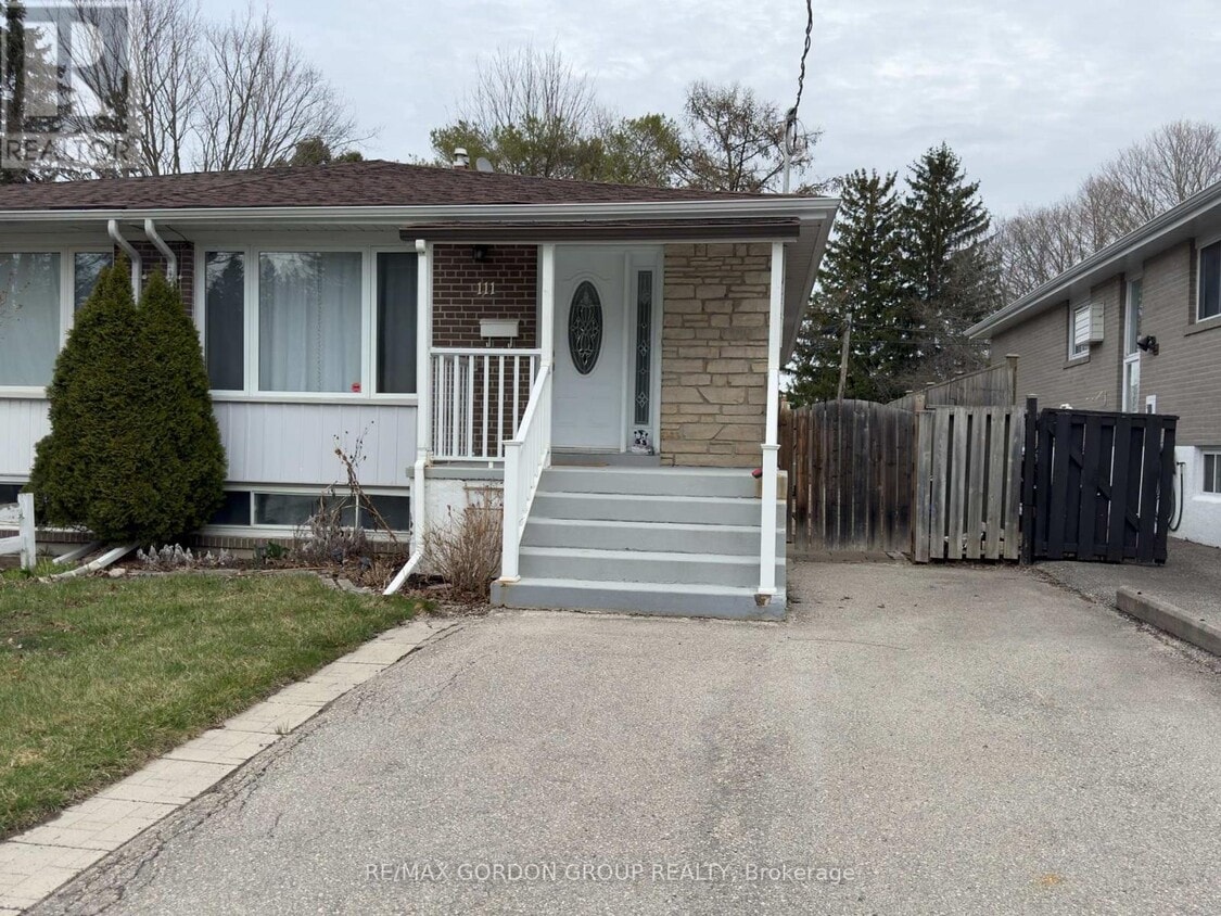 Primary Photo - 111 Bayview Pkwy