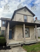 Building Photo - 148 1/2-148 1/2 E Allen St