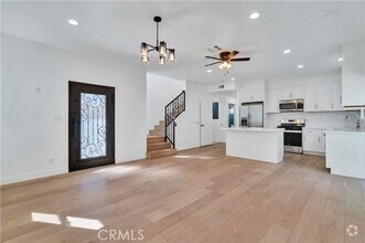 Building Photo - 11338 Barman Ave