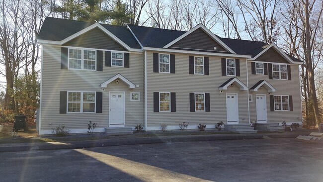 Building Photo - 246 High St Ext