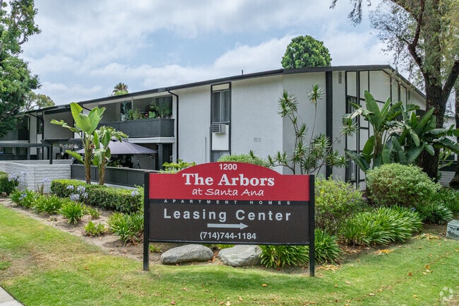 Building Photo - The Arbors Santa Ana