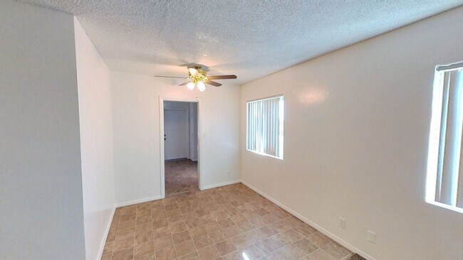 Foto del edificio - 1804 Capri Ave