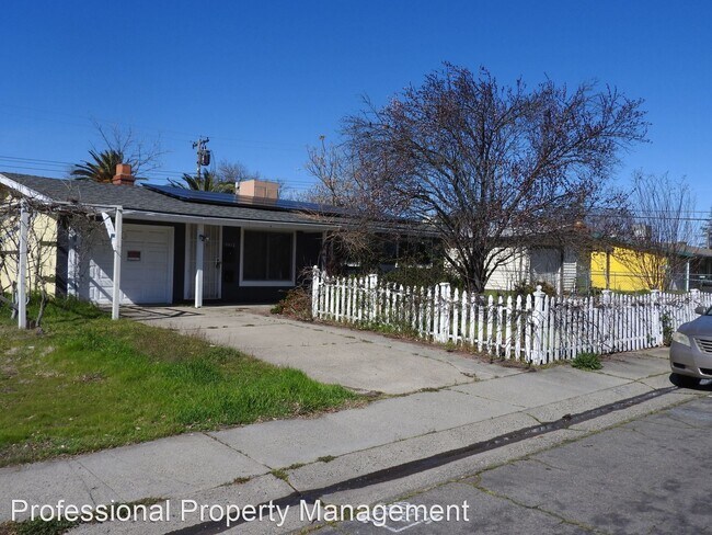 Building Photo - 3 br, 1 bath House - 5813 El Campo Way