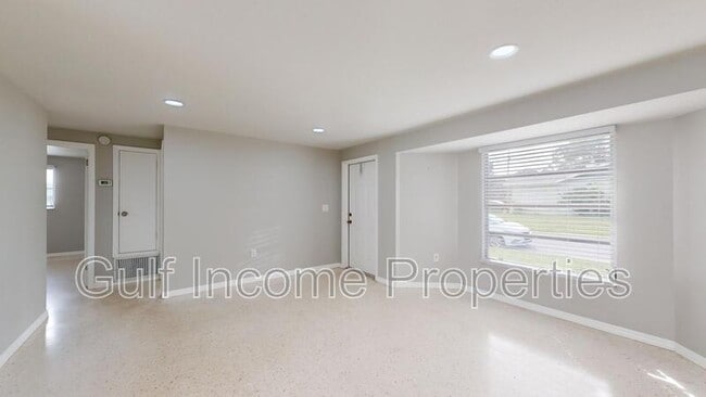 Foto del edificio - 621 21st St W