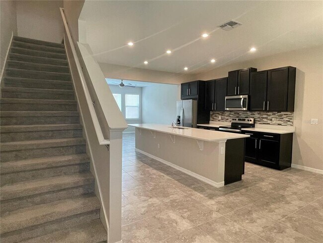 Building Photo - 15923 Marina Bay Dr