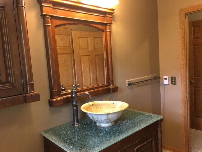 Foto del edificio - 154 Liberty Rd