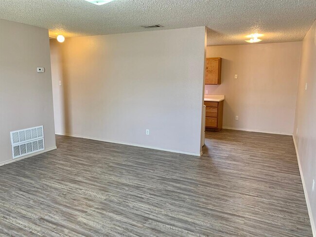 Building Photo - 1504 82nd St