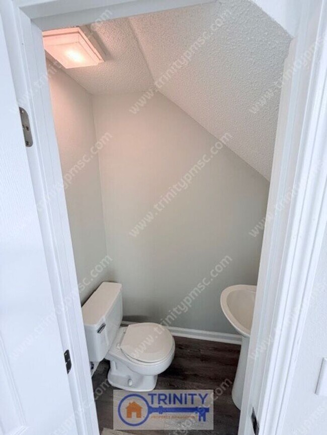 Foto del edificio - Now Available – Updated 2BR Apartment in Easley!